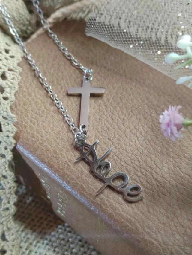 HOPE & CROSS NECKLACE