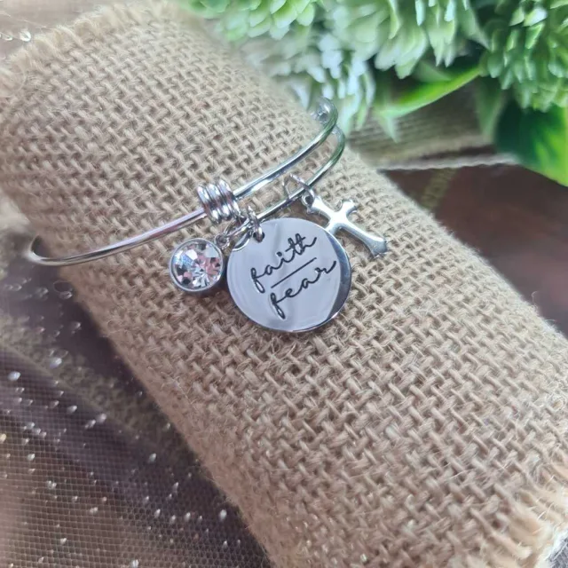 FAITH OVER FEAR DISC BANGLE