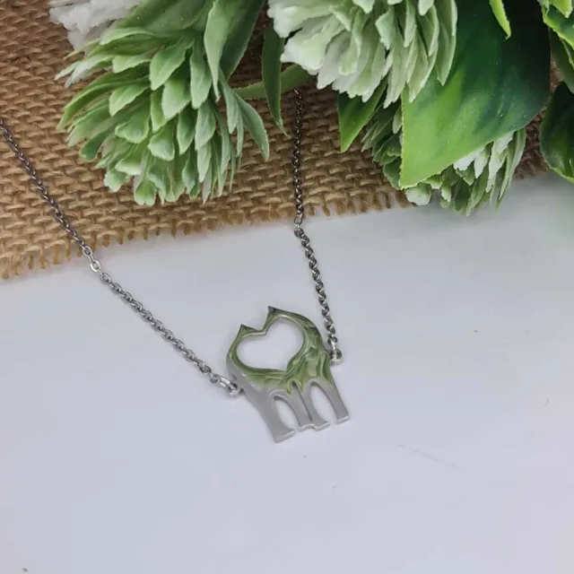 GIRAFFES NECKLACE