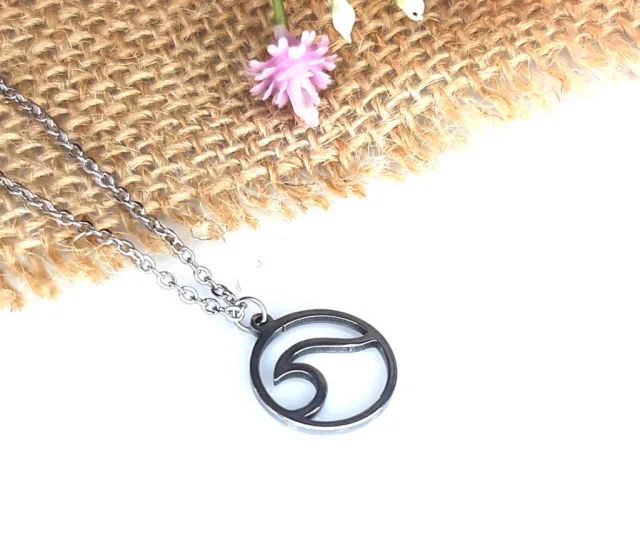 WAVE NECKLACE