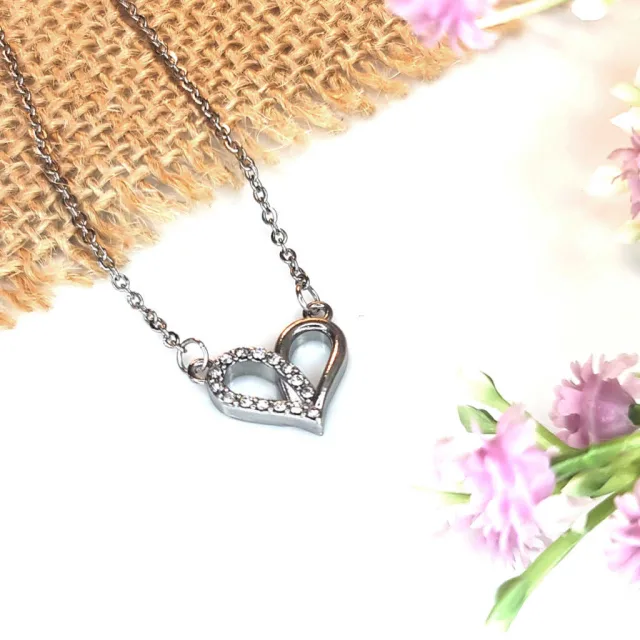 RHINESTONE HEART NECKLACE