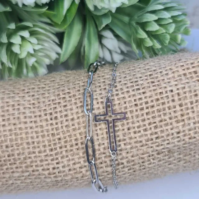 CROSS CUTOUT BRACELET, DOUBLE CHAIN
