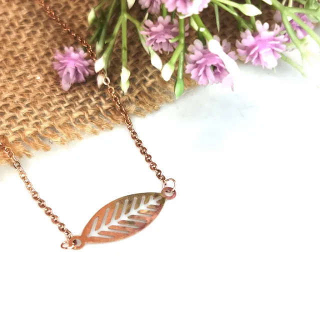 LEAF NECKLACE, ROSE GOLD