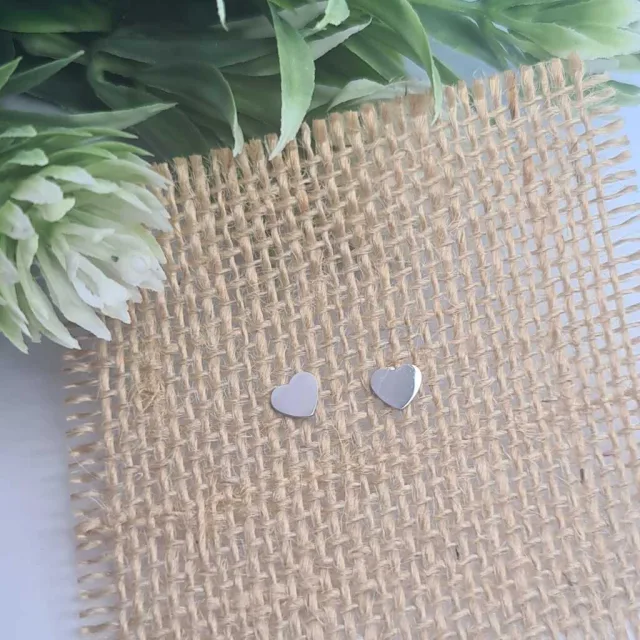 HEART STUD EARRINGS