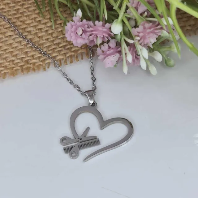 HAIRDRESSING W HEART NECKLACE
