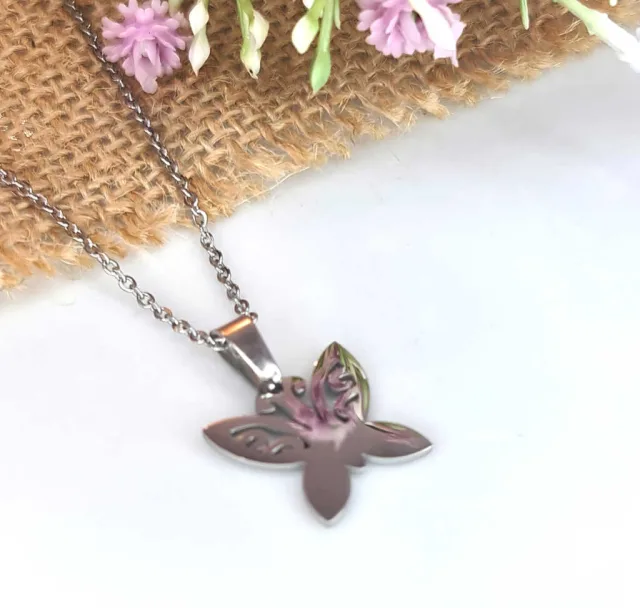 BUTTERFLY NECKLACE