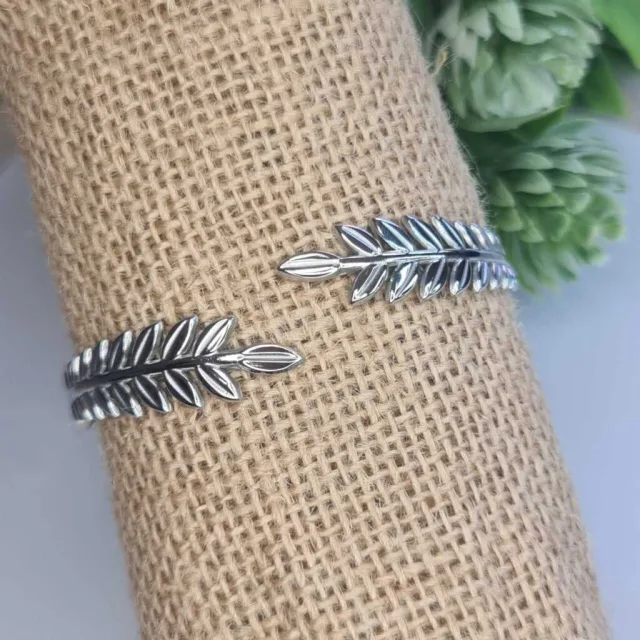 LEAVES BRANCH BANGLE