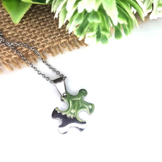 PUZZLE NECKLACE