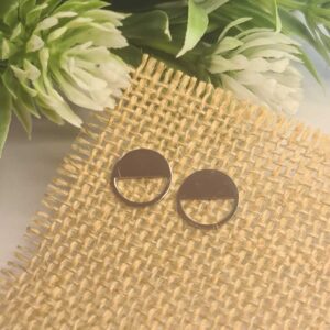 ROUND DISC STUD EARRINGS