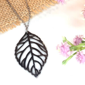 LEAF NECKLACE