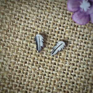 FEATHER STUD EARRINGS